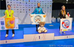 Lucie est Championne de France en Arbalète Match