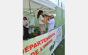 Daniel n'a pas voulu prendre l'estrade des enfants...