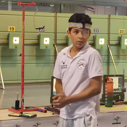 Ilyes, 4 ième en pistolet 10m aux Championnats de France des Ecoles de Tir à Béziers.