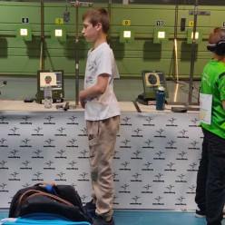Mathis, en carabine 10m, se classe 27ième sur 148 aux Championnats de France EDT à Béziers.
